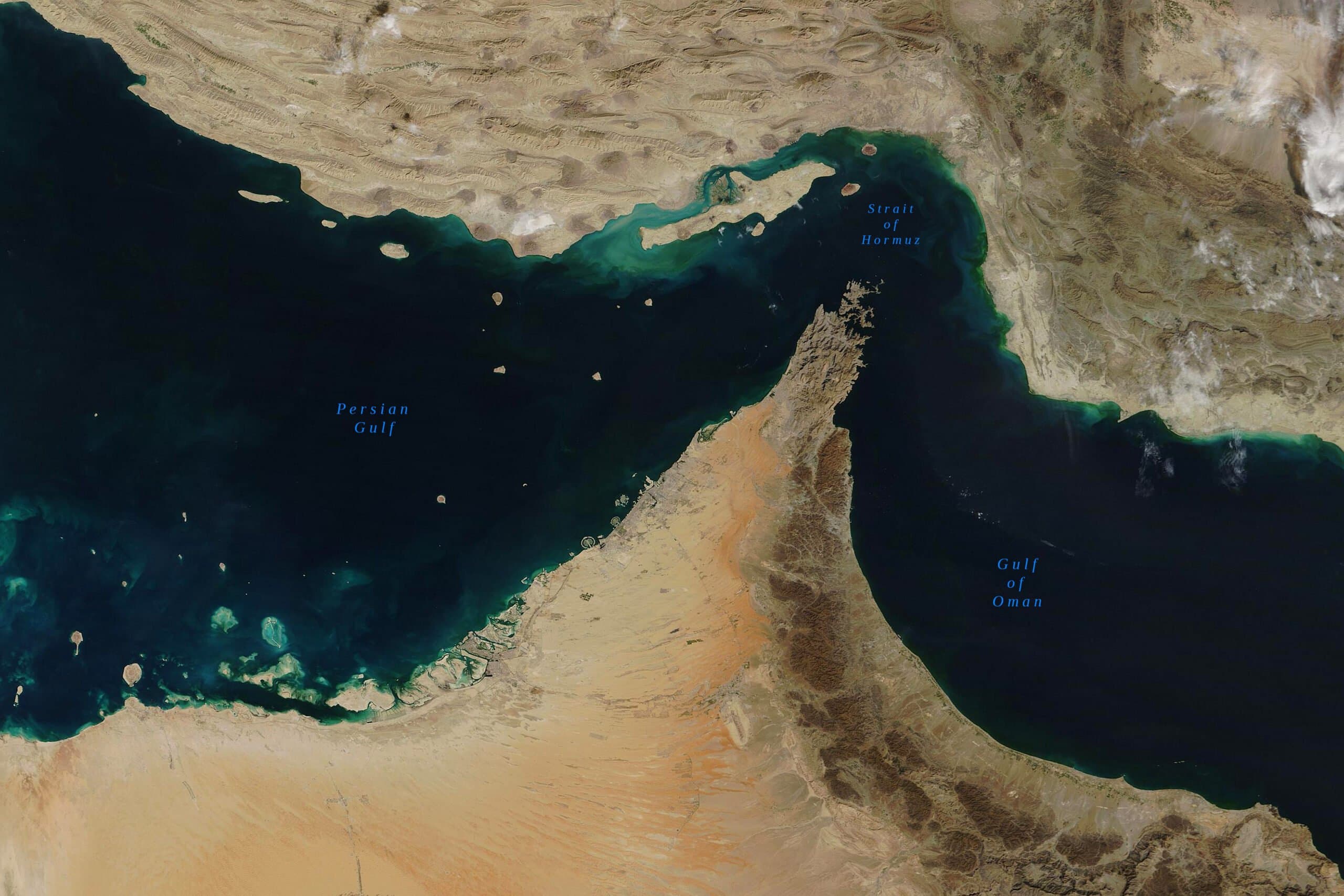 Avg. # of ships transiting Strait of Hormuz end of March?